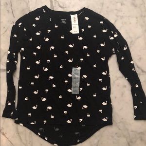Old Navy Kids (6-7) Swan Ling Sleeve Shirt